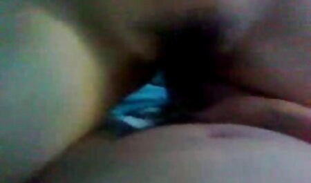 巨乳negritoは膣からジャークし、白いペニスを吸う 女の子 専用 エッチ 動画